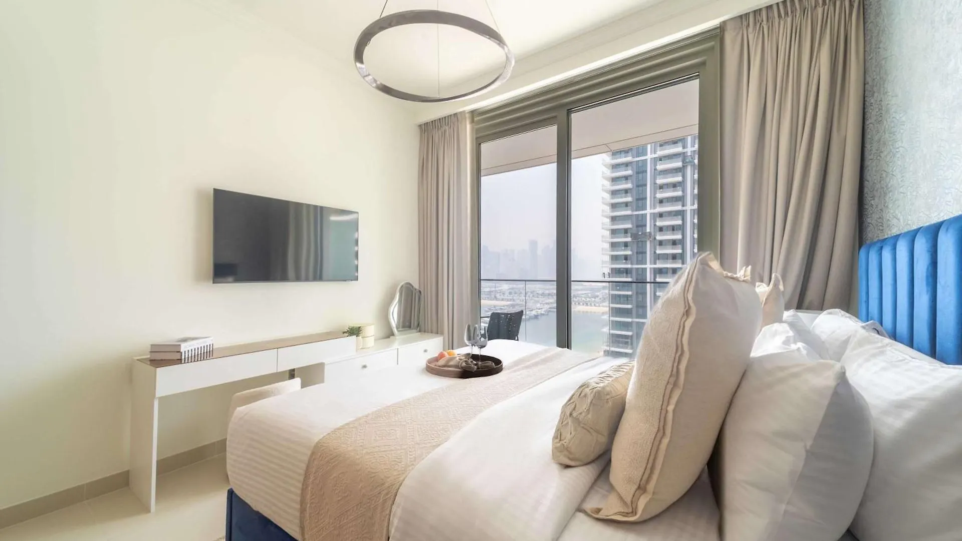 Frank Porter - Palace Beach Residence Tower Dubai
